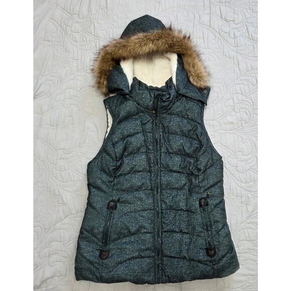 Green Tea Woman's Fur lined Winter Hooded Zip up Green Puffer Vest Size Medium - Picture 1 of 8